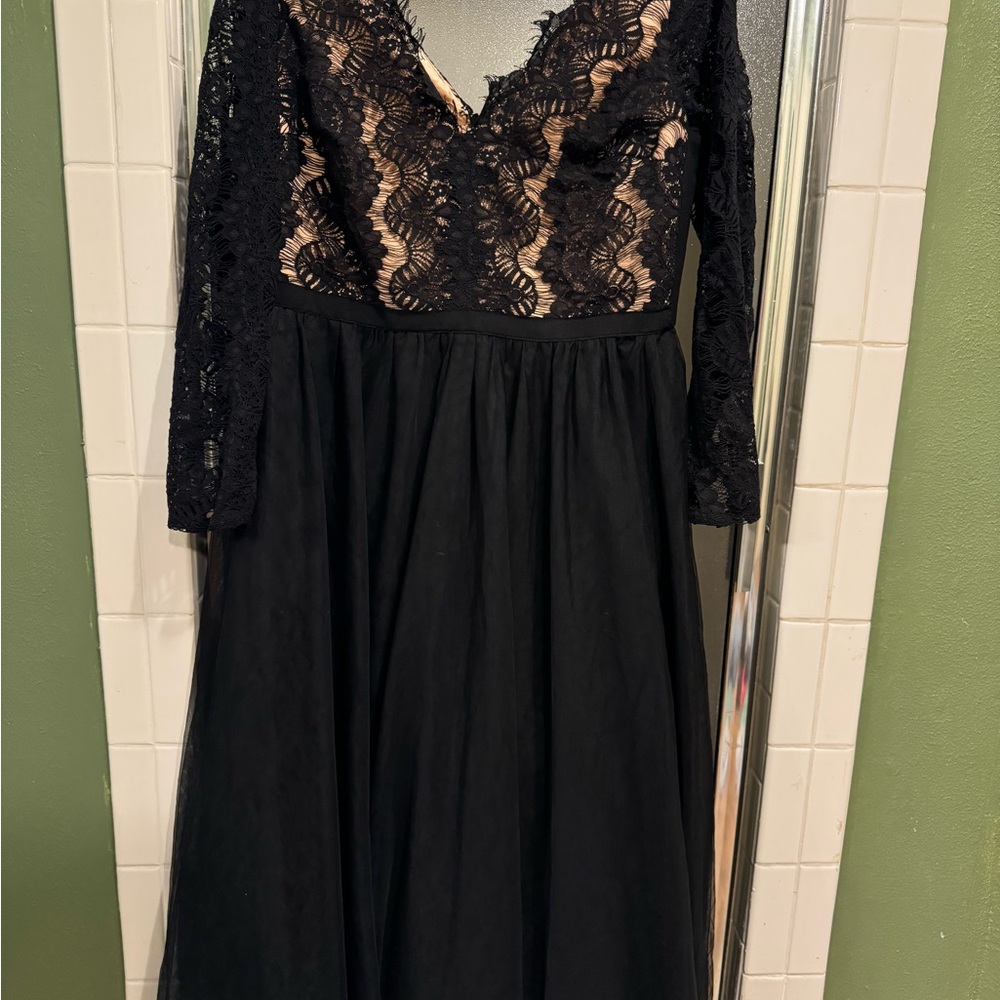 Elegant Black Lace Dress